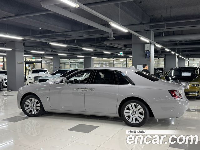 Rolls-Royce Ghost 2-го поколения 6.7 V12 - фото 1