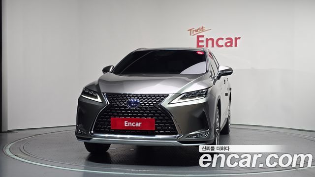 Lexus RX 450h 4-го поколения Executive - фото 2