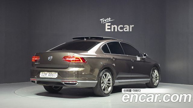 Volkswagen Passat B8 2.0 TDI Prestige - фото 1