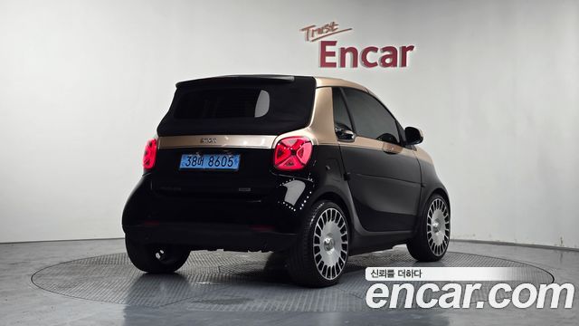 Smart Fortwo Cabrio 3-го поколения EQ - фото 1