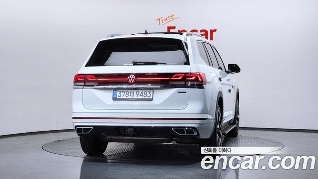 Volkswagen Atlas 2.0 TSI R-LINE 7-Seater - фото 3