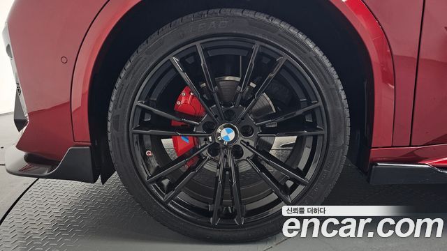 BMW iX2 U10 eDrive 20 M Sport - фото 3