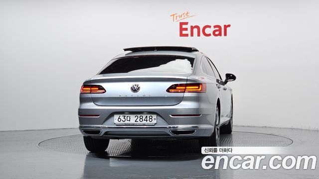 Volkswagen Arteon 2.0 TDI Premium - фото 3