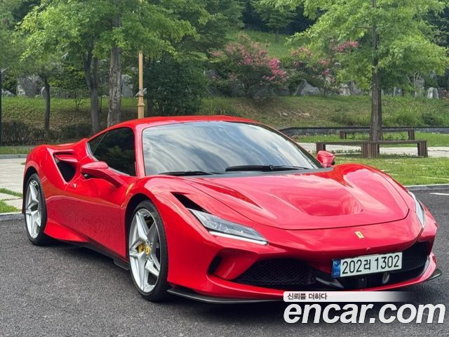 Ferrari F8 Tributo 3.9 V8 - фото 0