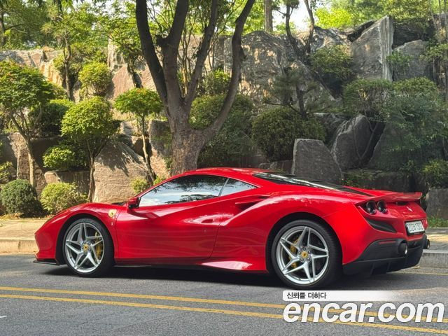 Ferrari F8 Tributo 3.9 V8 - фото 3
