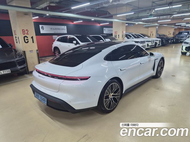 Porsche Taycan 4S - фото 4