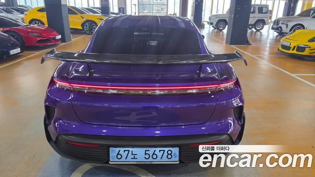 Porsche Taycan Turbo GT Weissach pack - фото 3
