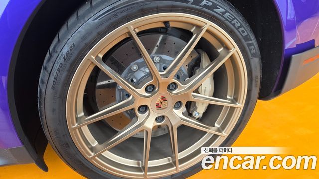Porsche Taycan Turbo GT Weissach pack - фото 4