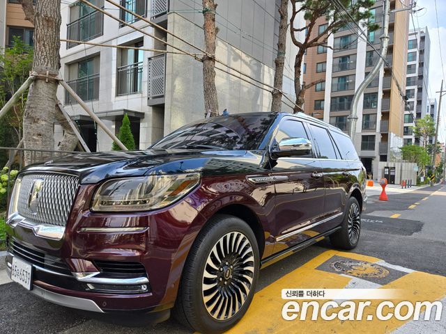 Lincoln Navigator 4-го поколения 3.5L Black Label - фото 0