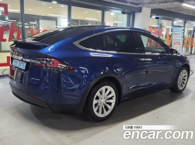 Tesla Model X Long Range - фото 3