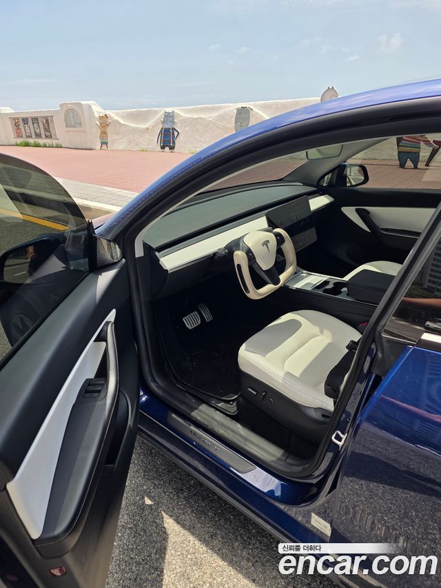 Tesla Model Y Performance AWD - фото 2