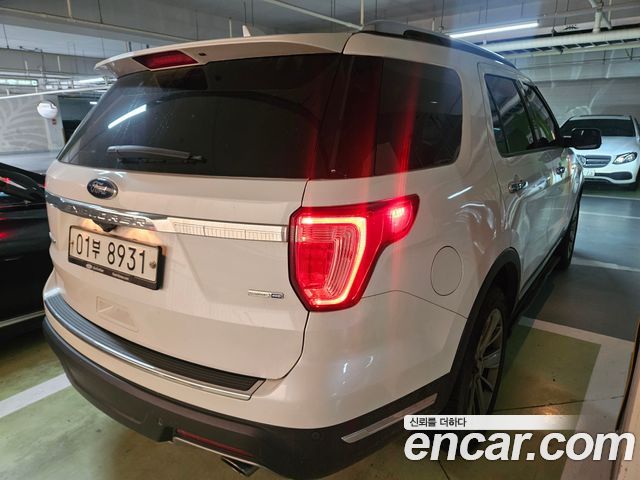 Ford Explorer 2.3 Limited 4WD 5th - фото 3