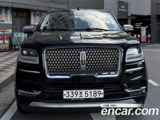 Lincoln Navigator 4-го поколения 3.5L Black Label - фото 1