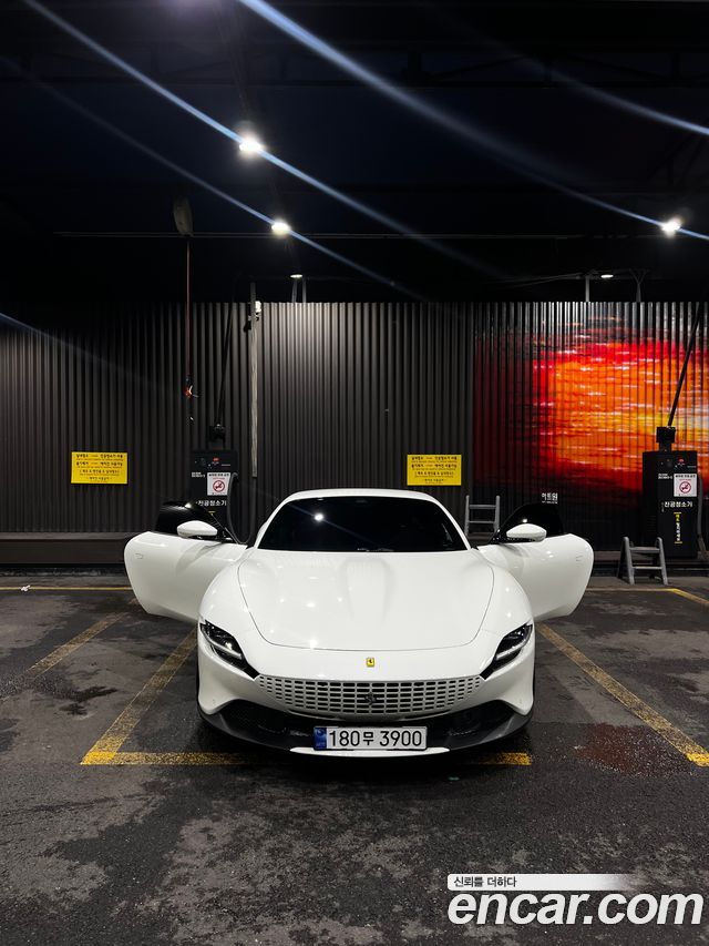 Ferrari Roma 3.9 - фото 0