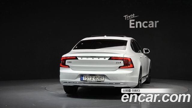 Volvo S90 B6 AWD Inscription - фото 3