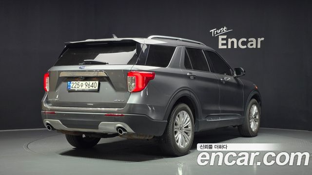 Ford Explorer 6-го поколения 2.3 LimIted 4WD - фото 1