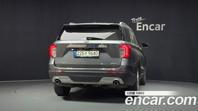 Ford Explorer 6-го поколения 2.3 LimIted 4WD - фото 3