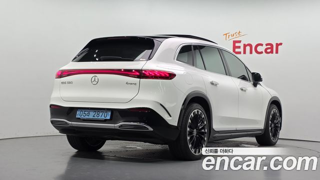 Mercedes-Benz EQS SUV EQS580 4MATIC - фото 1