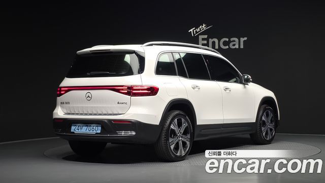 Mercedes-Benz EQB X243 EQB300 4MATIC Progressive - фото 1