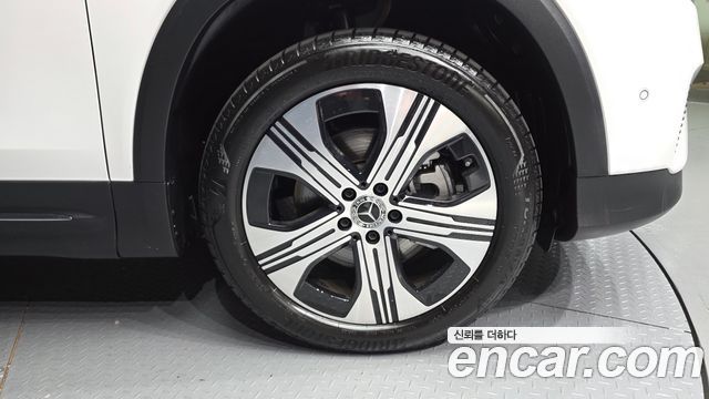 Mercedes-Benz EQB X243 EQB300 4MATIC Progressive - фото 4