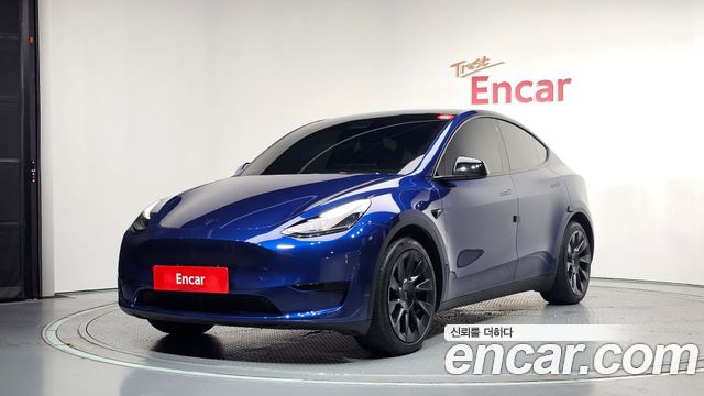 Tesla Model Y RWD - фото 0