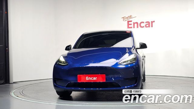 Tesla Model Y RWD - фото 2
