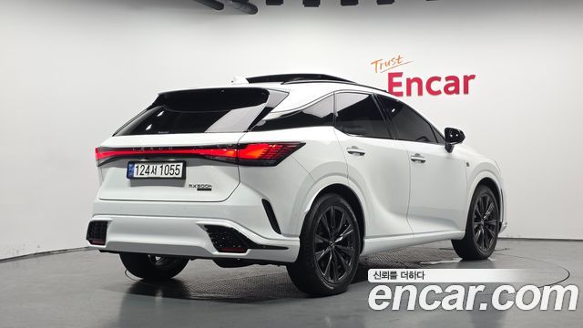 Lexus RX 500h 5-го поколения F-Sport - фото 0