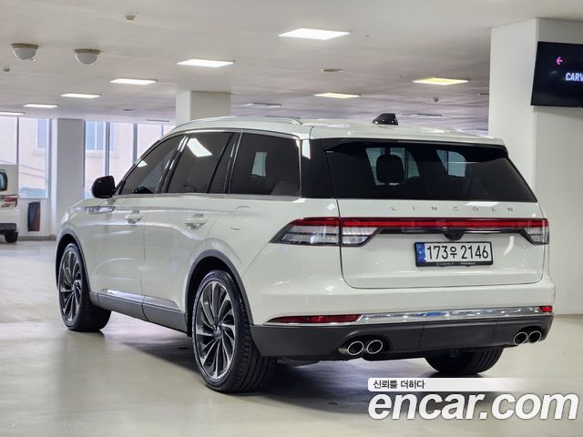 Lincoln Aviator 2-го поколения 3.0 Reserve AWD - фото 1