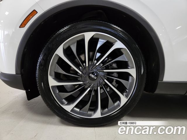 Lincoln Aviator 2-го поколения 3.0 Reserve AWD - фото 4
