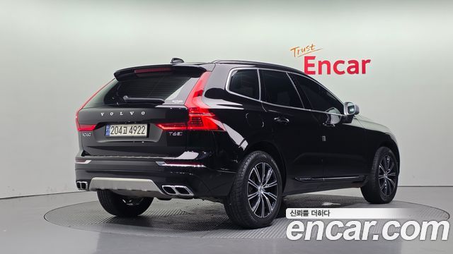 Volvo XC60 2-го поколения T6 Inscription - фото 1