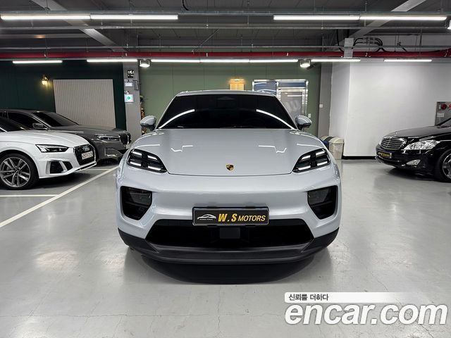 Porsche Macan EV 4S - фото 1