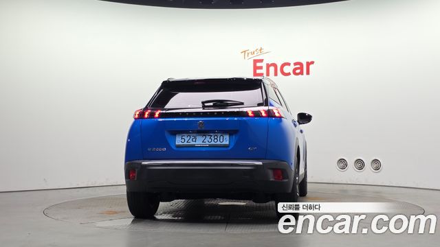 Peugeot 2008 2-го поколения EV GT - фото 3