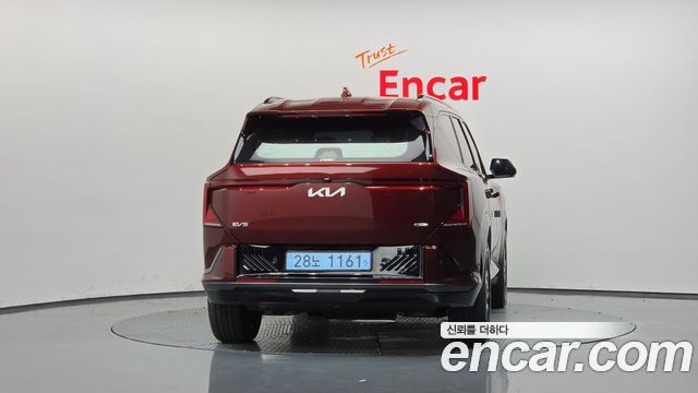 Kia EV5 Long Range 4WD GT Line - фото 3