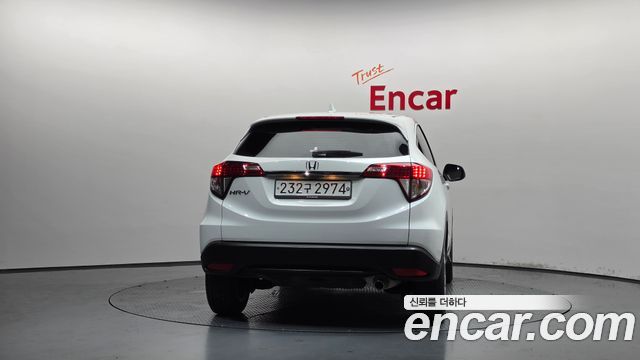 Honda HR-V 1.8 - фото 3