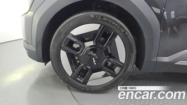 Kia EV9 Long Range 4WD Air - фото 3
