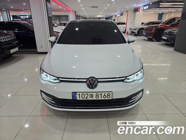 Volkswagen Golf 8-го поколения 2.0 TDI Prestige - фото 1