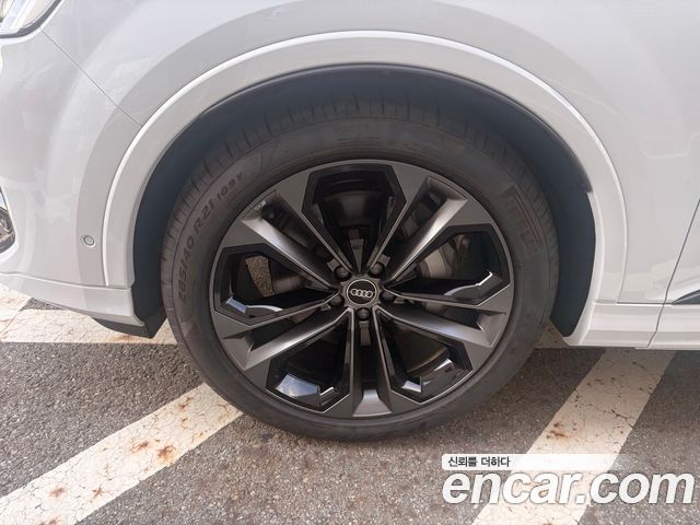 Audi Q7 50 TDI Quattro Premium - фото 4