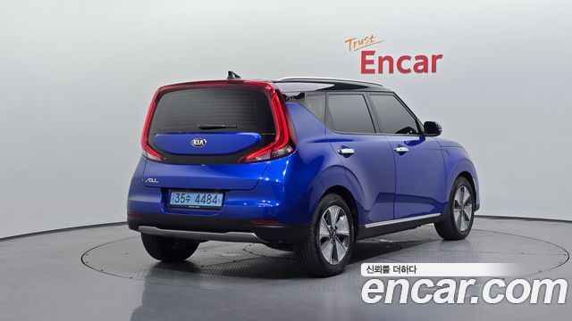 Kia Soul Booster EV Noblesse - фото 1