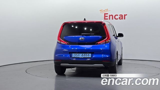 Kia Soul Booster EV Noblesse - фото 3