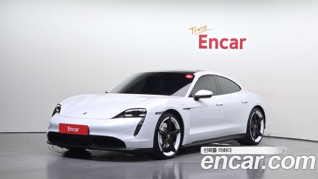 Porsche Taycan 4S - фото 0