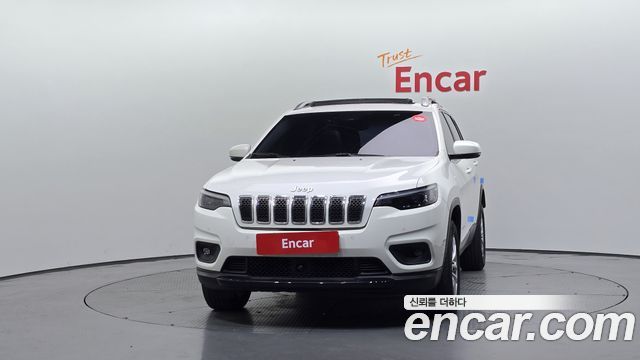 Jeep Cherokee KL 2.4 Longitude High AWD - фото 2