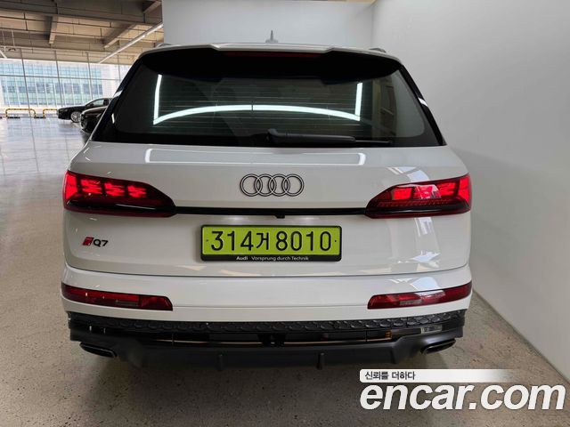 Audi Q7 55 TFSI Quattro Premium - фото 4