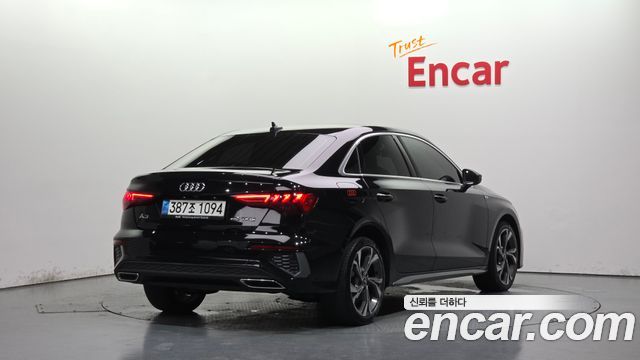 Audi A3 40 TFSI Premium - фото 1
