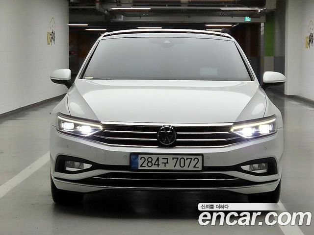 Volkswagen Passat B8 2.0 TDI Prestige - фото 0