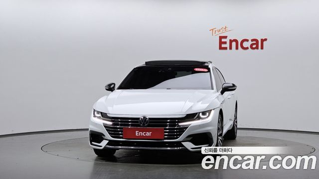 Volkswagen Arteon 2.0 TDI Premium - фото 1