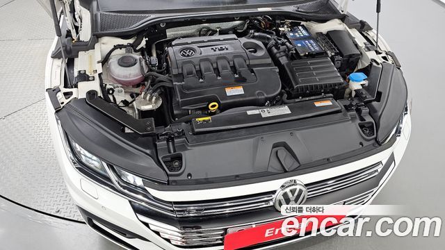 Volkswagen Arteon 2.0 TDI Premium - фото 4