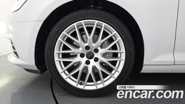 Audi A4 B9 35 TDI Quattro Premium - фото 4