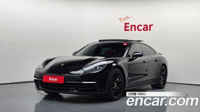 Porsche Panamera 3.0 AWD - фото 0