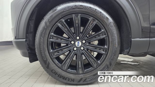 Ford Explorer 6-го поколения 2.3 LimIted 4WD - фото 4
