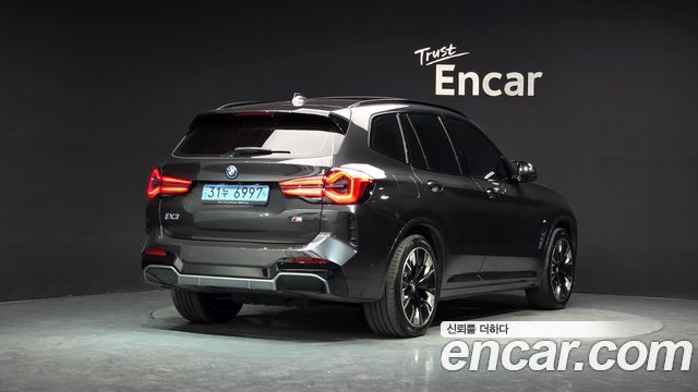 BMW iX3 M Sports - фото 1